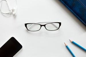 A complete guide - How to Clean Eyeglasses and Remove Scratches from Glasses